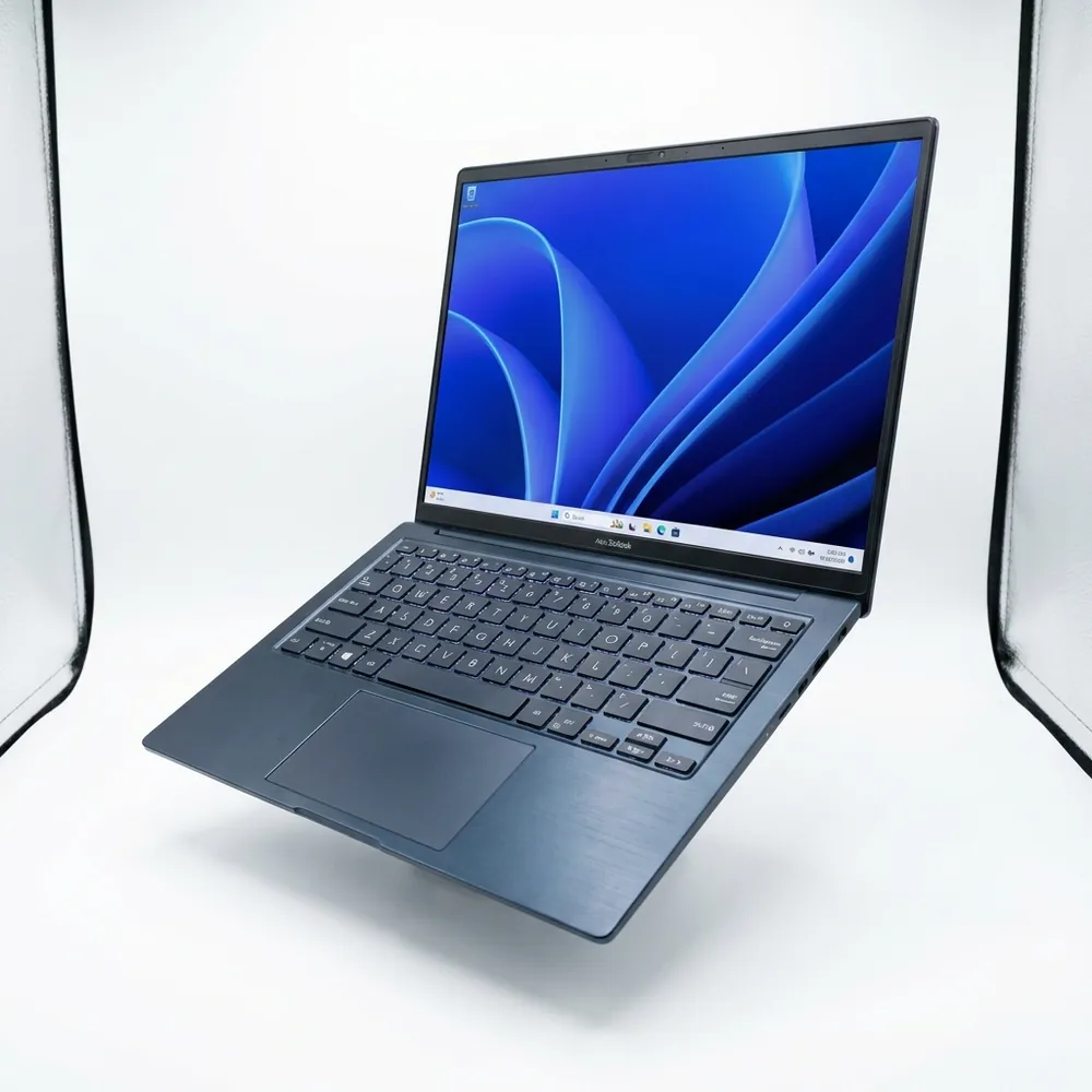 Asus ZenBook 14 OLED (2023) at N.N Laptop Lahore