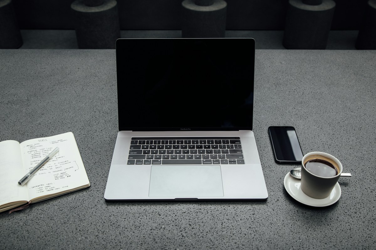 Best Laptop for Freelancing in Pakistan: What to Buy