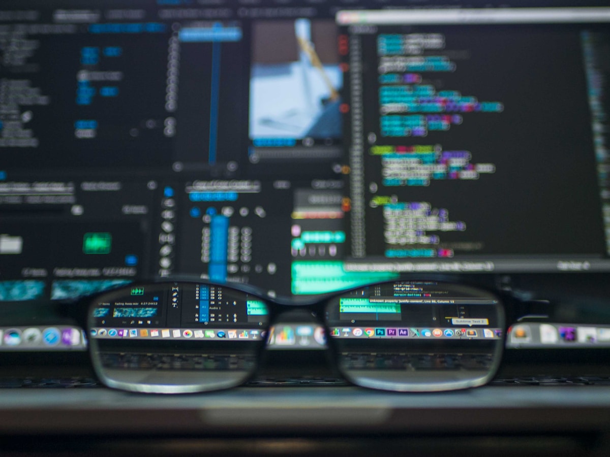 Best USB-C Hubs for MacBook Air M1 in Pakistan (Tested 5 Brands)