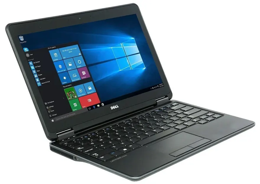 Helping a Student Find the Right Coding Laptop – Our Shop Counter Process