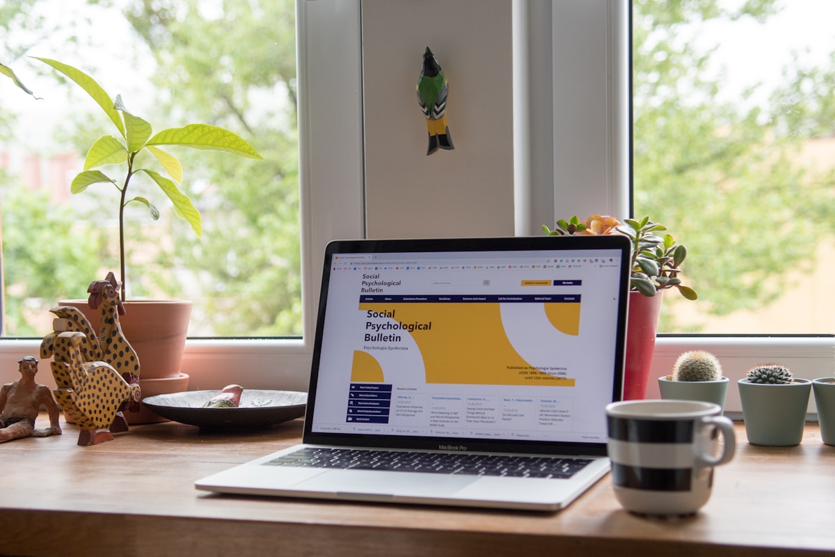 MacBook in Pakistan's Heat & Load Shedding: Is It Practical for Daily Use?