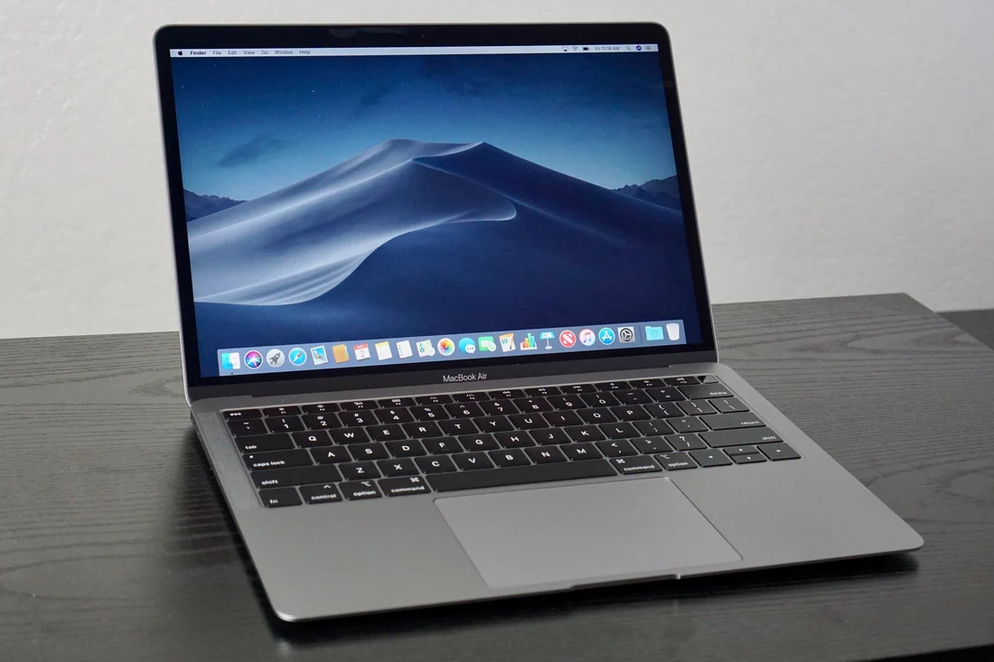 Apple MacBook Air 13 2019 i5 i5-8210Y 8GB 128GB Retina Lahore — used Apple laptop, price in Pakistan at NN Laptops Hafeez Center Lahore