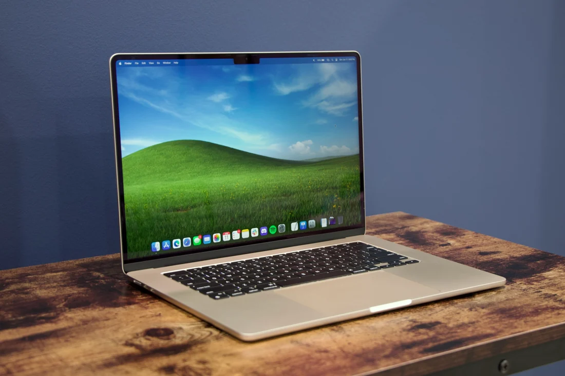 Apple MacBook Air 15 M2 Apple M2 32GB 256GB — used Apple laptop, price in Pakistan at NN Laptops Hafeez Center Lahore