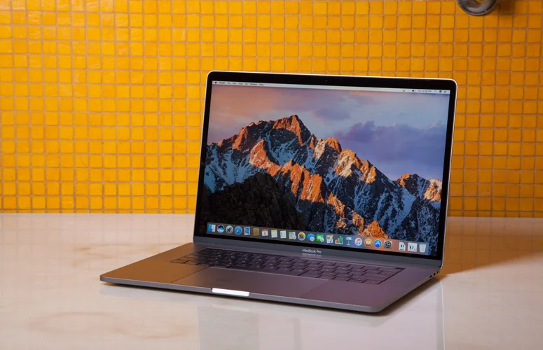 Apple MacBook Pro 15 2017 i7 Touch Bar i7-7820HQ 16GB 512GB Used — used Apple laptop for sale in Pakistan, NN Laptops Lahore