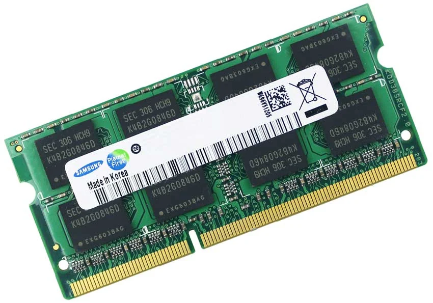 Samsung 16GB DDR4-3200 SODIMM Laptop Memory CL22 — Samsung laptop side and angled view, buy in Lahore Pakistan