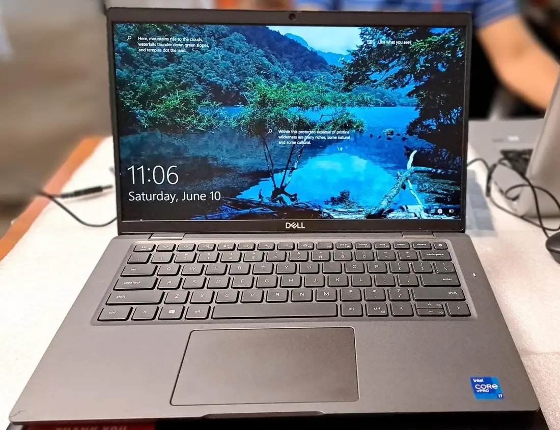 Dell Latitude 7420 i5-1145G7 16GB 512GB Used Laptop Lahore — Dell laptop side and angled view, buy in Lahore Pakistan