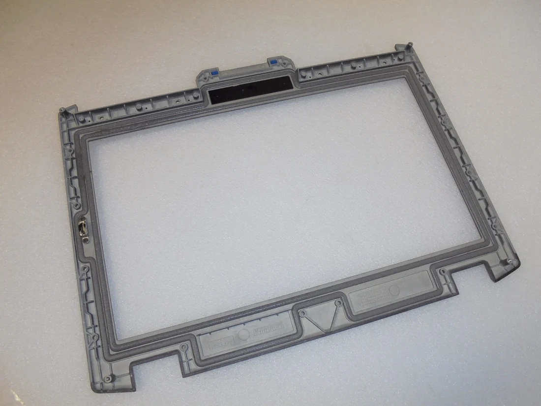 Dell Latitude E6420 B-Panel (Bezel) — used Dell laptop for sale in Pakistan, NN Laptops Lahore