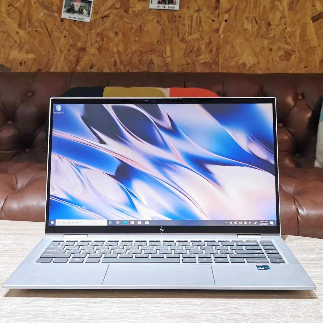 HP EliteBook 1040 G8 i7-1165G7 16GB 1TB — HP laptop side and angled view, buy in Lahore Pakistan