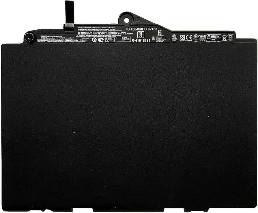 HP EliteBook 820 G3/G4 Battery — HP laptop side and angled view, buy in Lahore Pakistan