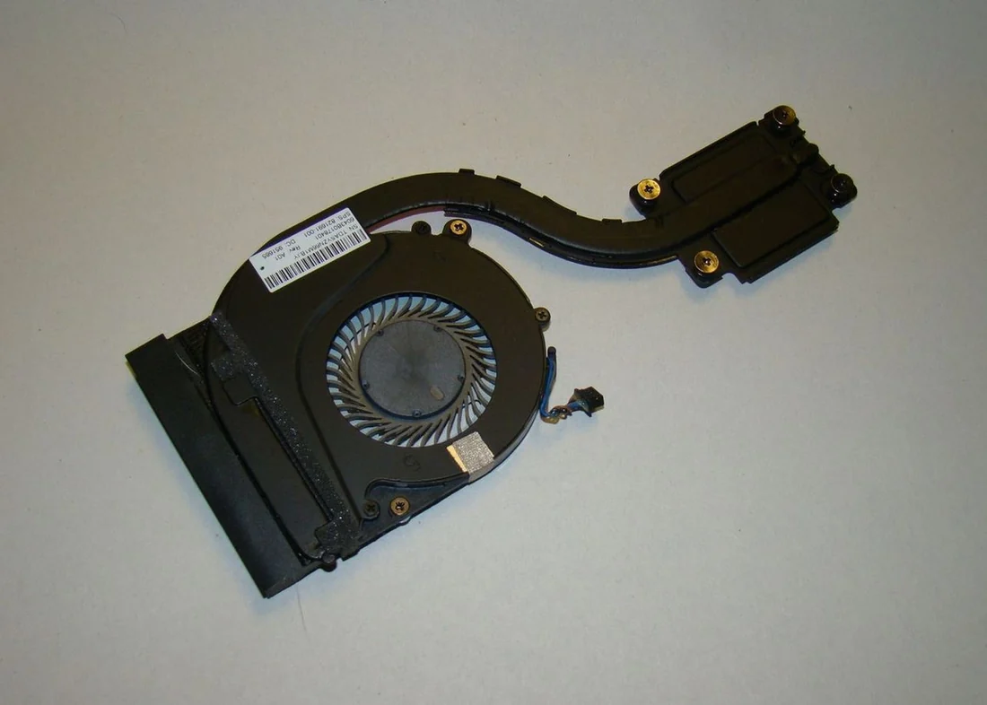 HP EliteBook 820 G3/G4 Fan — HP laptop side and angled view, buy in Lahore Pakistan