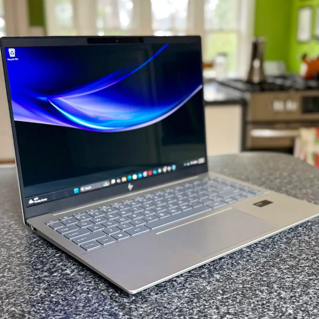 HP Pavilion 14-ce3025tu i5-1035G1 8GB 512GB Used Lahore — used HP laptop for sale in Pakistan, NN Laptops Lahore