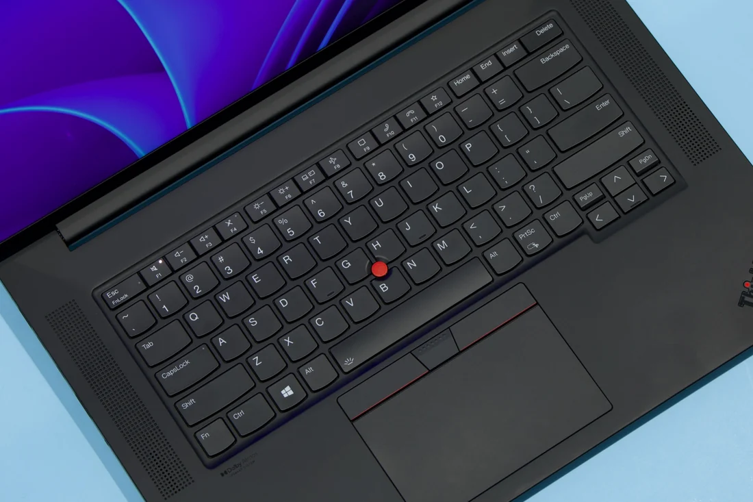 Lenovo ThinkPad X1 Extreme Gen 4 i7-11800H 32GB 1TB Used Laptop Lahore — Lenovo laptop keyboard and ports view, Lahore Pakistan