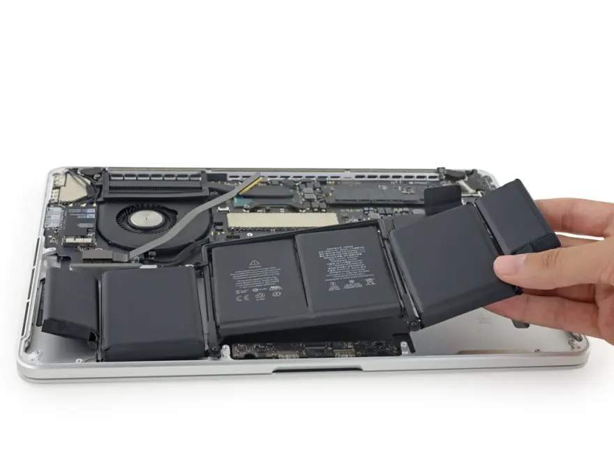 MacBook Pro 13″ 2015 (A1502) Battery — used Apple laptop, price in Pakistan at NN Laptops Hafeez Center Lahore