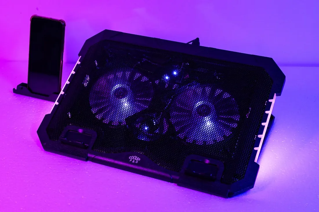 RGB Gaming Cooling Pad 17 inch 5 Fan Variable Speed Knob — accessories price in Pakistan, NN Laptops Lahore